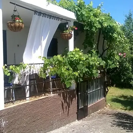 펜션 Cottage Premantura 프레멘투라